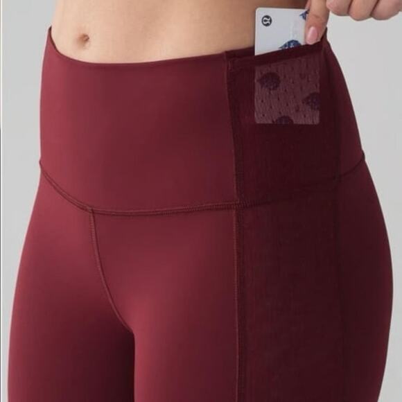 Lululemon Body Con Crop - Picture 7 of 8